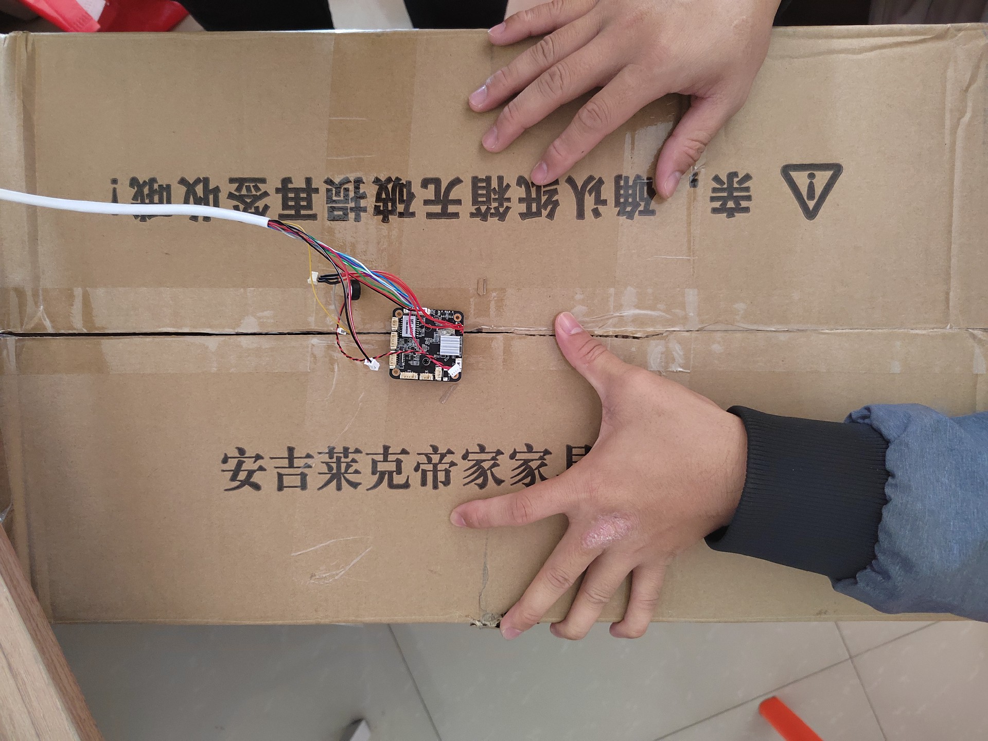 新品！上新了！500萬臻全彩攝像機